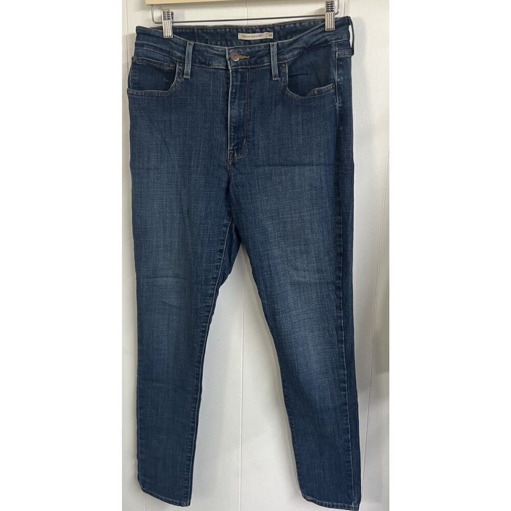 EUC Levi's 721 High‎ Rise Skinny Women's Size 32x30 Blue Denim Jeans Med Wash